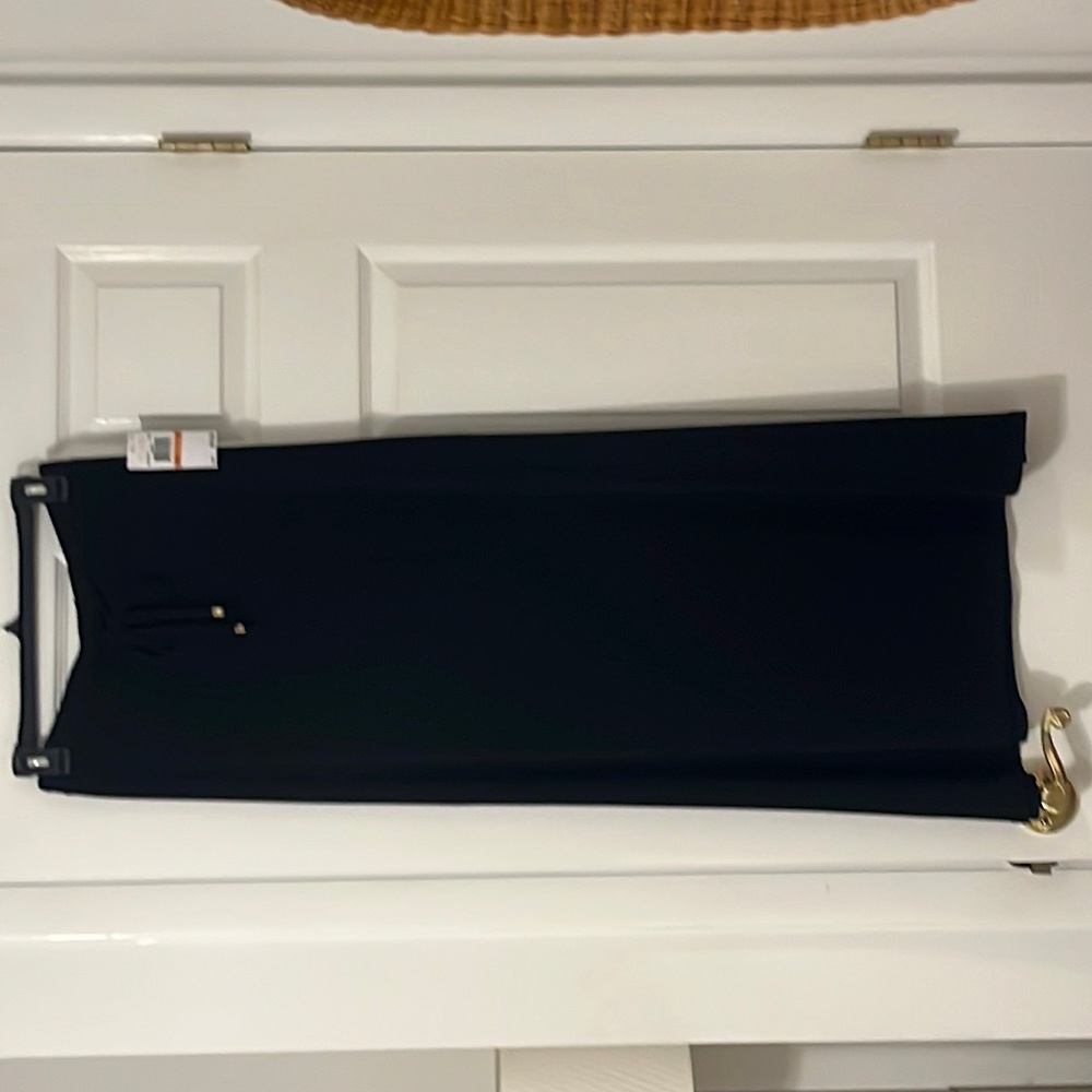 Michael Kors maxi skirt. Black. Elastic waist.